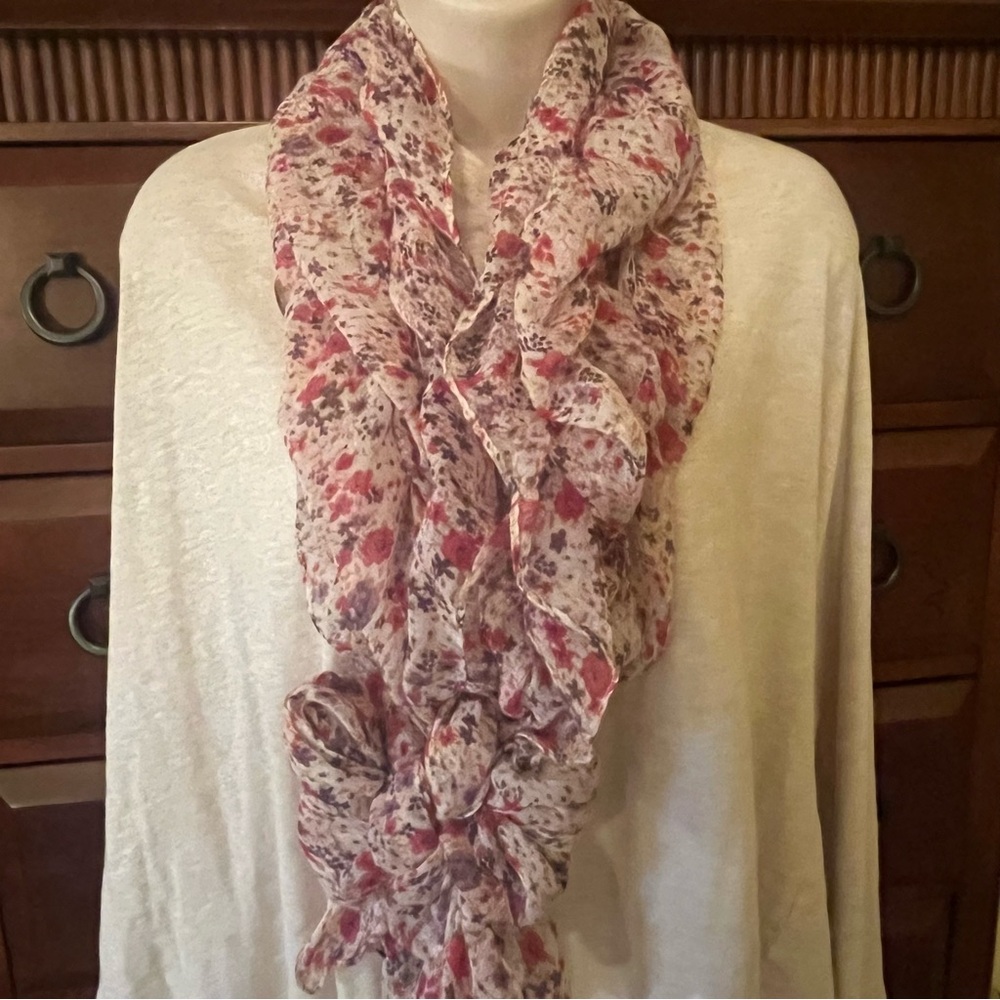 *FREE with bundle! Set of two: Hot Pink & Floral Pink Scarves - Picture 5 of 9